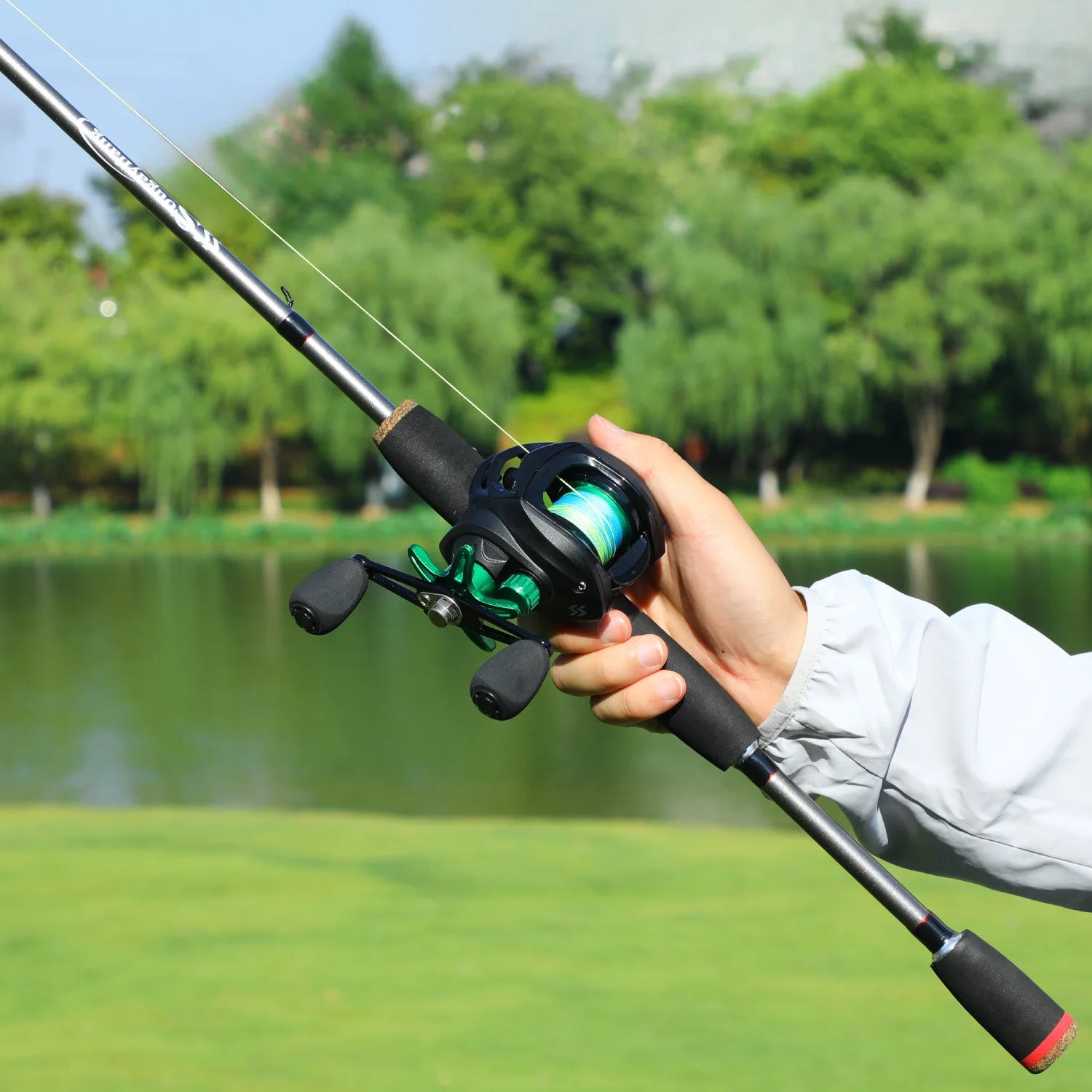 Sougayilang Baitcasting 2Sections Fishing Rod and Reel combo UltraLight Carbon Fiber Pike Casting Fishing with EVA Handle